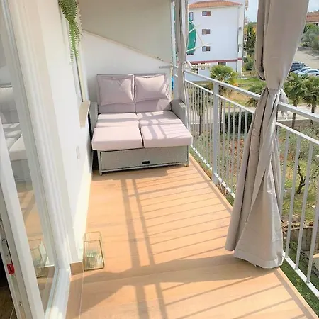 Apartment Lux - Sea View, Near The Beach And Center *